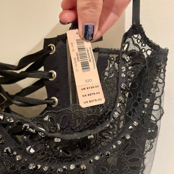 NWT Victoria Secret Designer Collection Corset w/ Swarovski Crystals size 32D - Picture 6 of 6